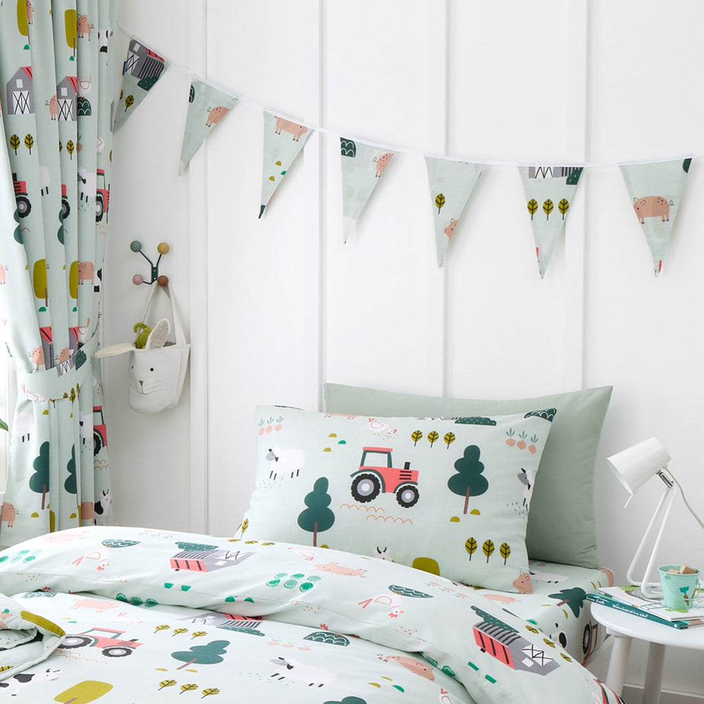 Barnyard Bunting - Happy Linen Company