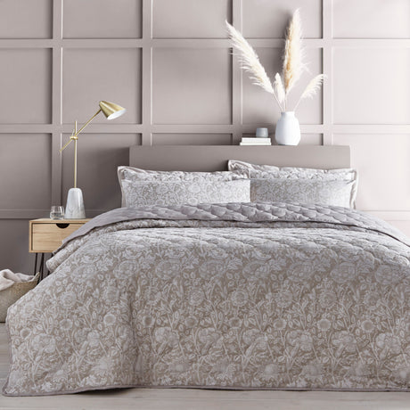 Chatsworth Quilted Throw